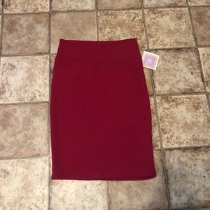 NWT Size M LuLaRoe Cassie